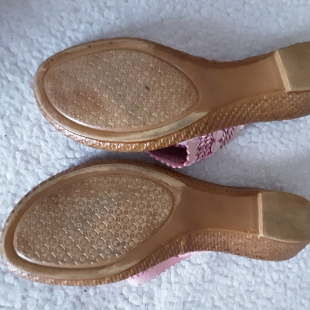 Tuscany Sandals - Picture 3 of 3